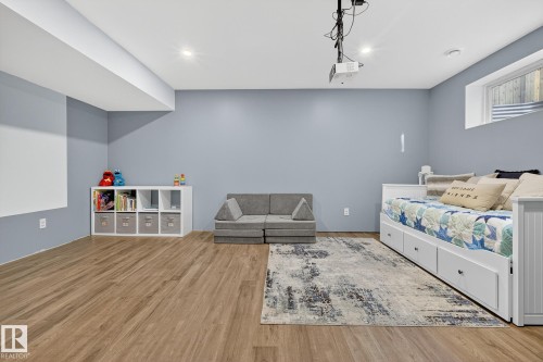 64 Hamilton Court, Spruce Grove, AB - Indoor