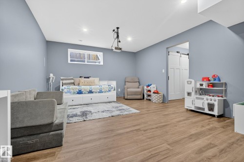 64 Hamilton Court, Spruce Grove, AB - Indoor