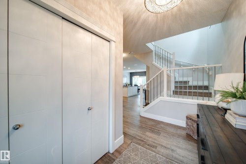 4373 Crabapple Crescent, Edmonton, AB - Indoor Photo Showing Other Room