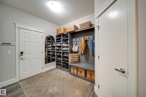 4373 Crabapple Crescent, Edmonton, AB - Indoor Photo Showing Other Room