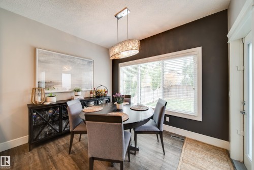 4373 Crabapple Crescent, Edmonton, AB - Indoor Photo Showing Dining Room