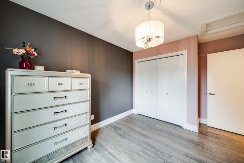 4373 Crabapple Crescent, Edmonton, AB - Indoor Photo Showing Other Room