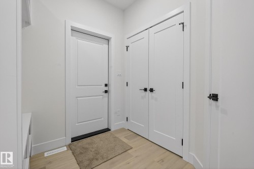 3306 Chickadee Drive, Edmonton, AB - Indoor Photo Showing Other Room