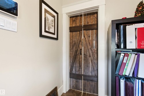 11636 92 Street, Edmonton, AB - Indoor