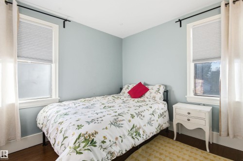 11636 92 Street, Edmonton, AB - Indoor Photo Showing Bedroom