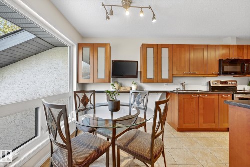 154 Oeming Road, Edmonton, AB - Indoor