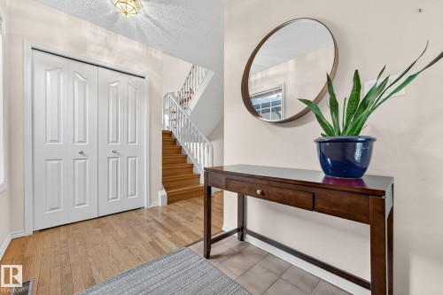 154 Oeming Road, Edmonton, AB - Indoor Photo Showing Other Room