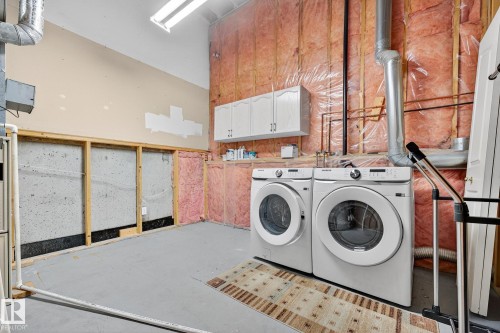 154 Oeming Road, Edmonton, AB - Indoor Photo Showing Laundry Room