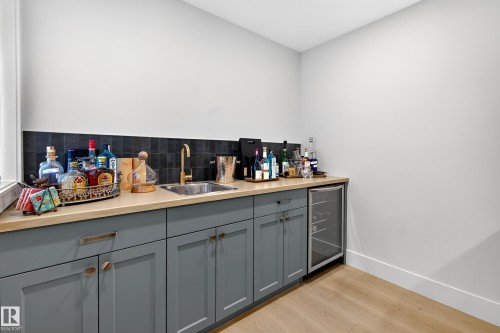 14 Jane Point(E), St. Albert, AB - Indoor Photo Showing Other Room