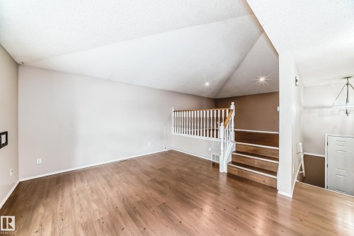 1865 Mill Woods Road E, Edmonton, AB - Indoor Photo Showing Other Room