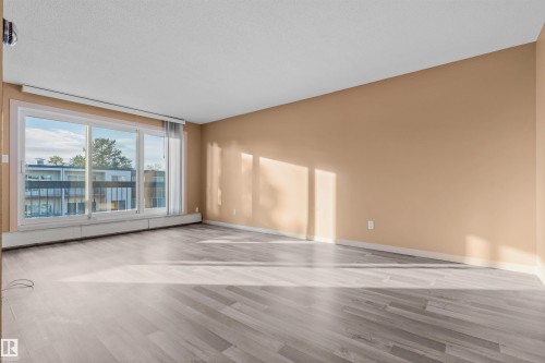 306 11415 41 Avenue, Edmonton, AB - Indoor Photo Showing Other Room