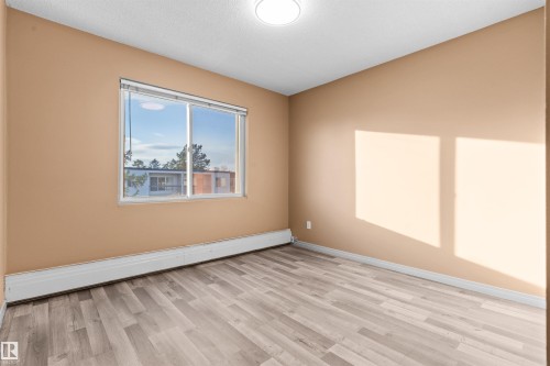 306 11415 41 Avenue, Edmonton, AB - Indoor Photo Showing Other Room