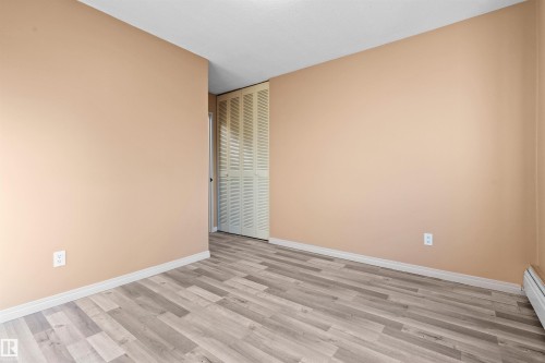 306 11415 41 Avenue, Edmonton, AB - Indoor Photo Showing Other Room