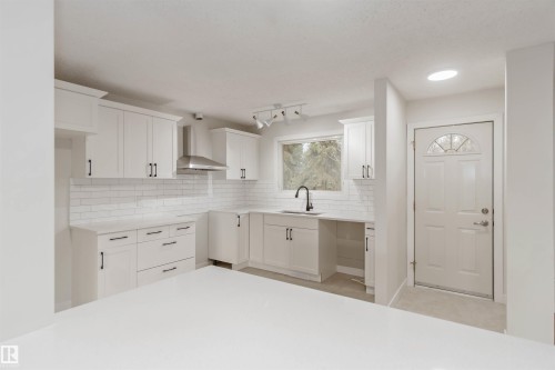 14 Goodridge Drive, St. Albert, AB - Indoor Photo Showing Kitchen