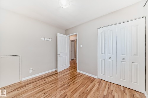 7539 76 Avenue, Edmonton, AB - Indoor