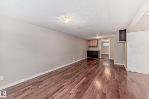 7539 76 Avenue, Edmonton, AB - Indoor Photo Showing Other Room