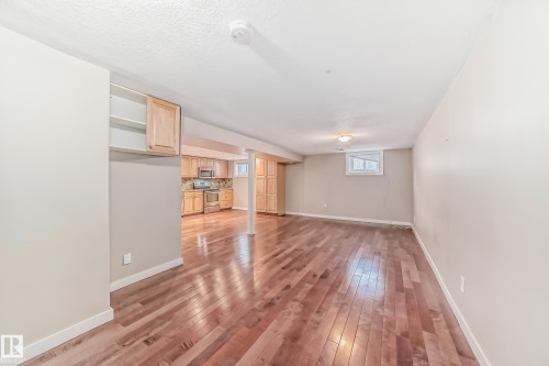 7539 76 Avenue, Edmonton, AB - Indoor Photo Showing Other Room