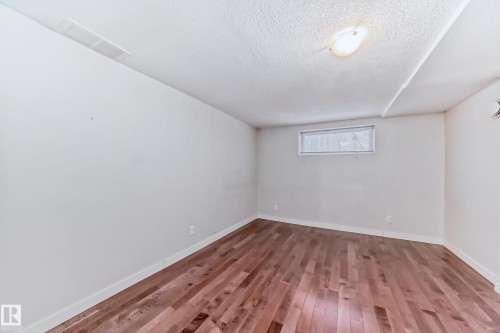 7539 76 Avenue, Edmonton, AB - Indoor Photo Showing Other Room