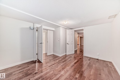 7539 76 Avenue, Edmonton, AB - Indoor Photo Showing Other Room