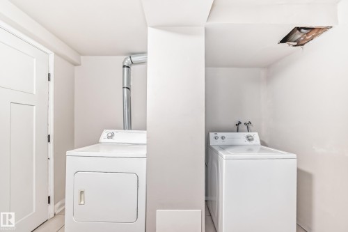 7539 76 Avenue, Edmonton, AB - Indoor Photo Showing Laundry Room