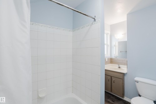 14612 121 Street, Edmonton, AB - Indoor Photo Showing Bathroom
