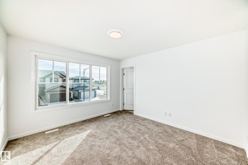 3965 Wren Loop, Edmonton, AB - Indoor Photo Showing Other Room