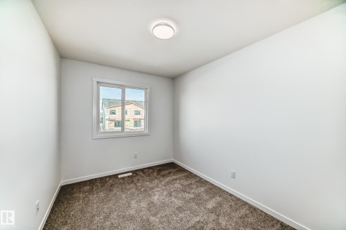 3965 Wren Loop, Edmonton, AB - Indoor Photo Showing Other Room