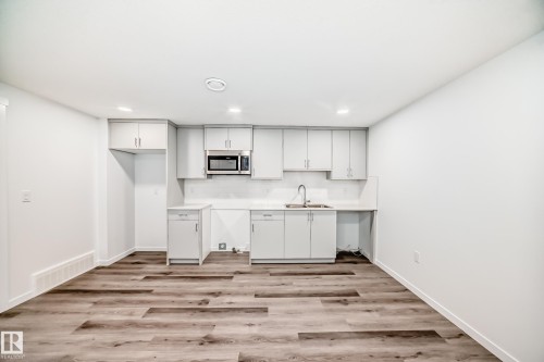 3965 Wren Loop, Edmonton, AB - Indoor Photo Showing Kitchen With Double Sink