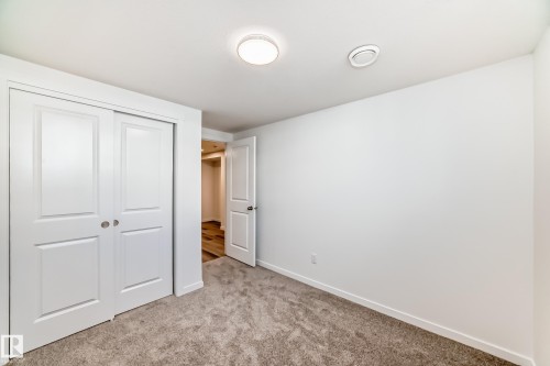 3965 Wren Loop, Edmonton, AB - Indoor Photo Showing Other Room