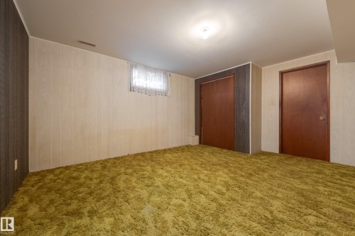 7620 136 Avenue, Edmonton, AB - Indoor Photo Showing Other Room