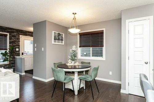 1017 Watt Promenade, Edmonton, AB - Indoor Photo Showing Dining Room