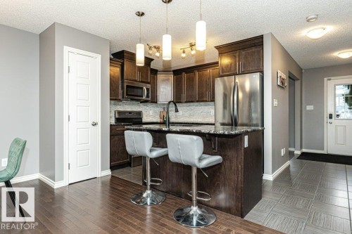 1017 Watt Promenade, Edmonton, AB - Indoor Photo Showing Kitchen With Stainless Steel Kitchen With Upgraded Kitchen