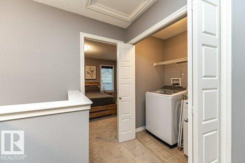 1017 Watt Promenade, Edmonton, AB - Indoor Photo Showing Laundry Room