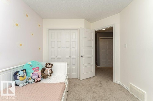 1017 Watt Promenade, Edmonton, AB - Indoor