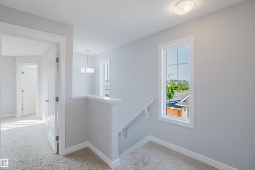 184 Desrochers Gate, Edmonton, AB - Indoor Photo Showing Other Room