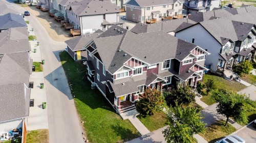 184 Desrochers Gate, Edmonton, AB - Outdoor