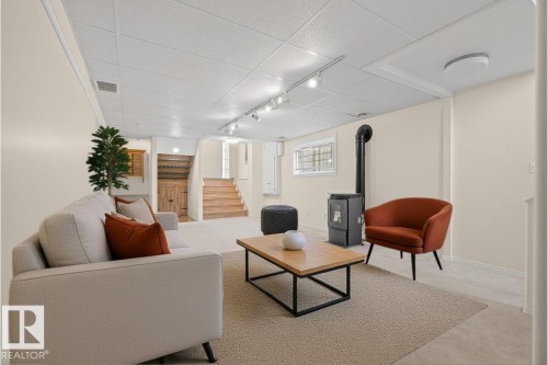 16233 131A Street, Edmonton, AB - Indoor