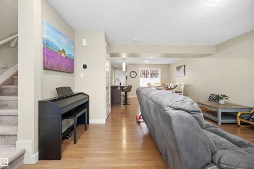 2063 Trumpeter Way, Edmonton, AB - Indoor