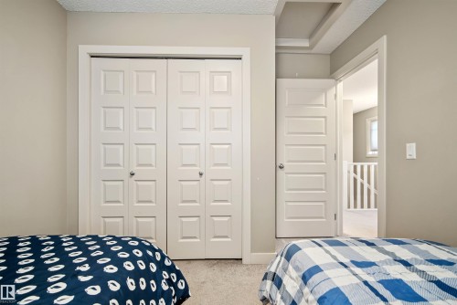 2063 Trumpeter Way, Edmonton, AB - Indoor Photo Showing Bedroom
