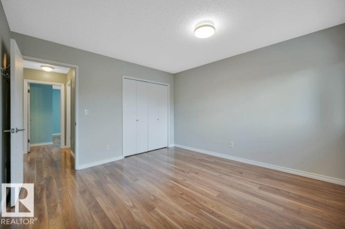 1795 Lakewood Road S, Edmonton, AB - Indoor Photo Showing Other Room