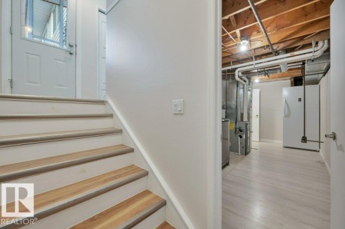 1795 Lakewood Road S, Edmonton, AB - Indoor