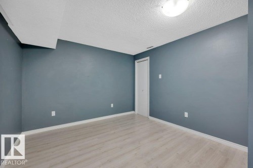 1795 Lakewood Road S, Edmonton, AB - Indoor Photo Showing Other Room