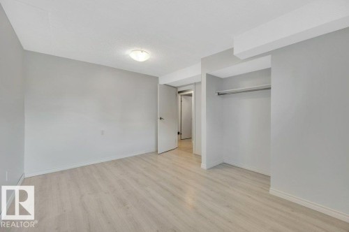 1795 Lakewood Road S, Edmonton, AB - Indoor Photo Showing Other Room