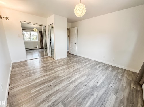 204 10434 125 Street, Edmonton, AB - Indoor Photo Showing Other Room