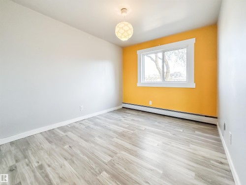 204 10434 125 Street, Edmonton, AB - Indoor Photo Showing Other Room