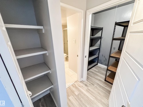 204 10434 125 Street, Edmonton, AB - Indoor