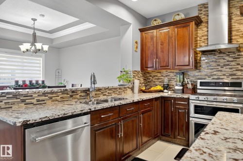 1232 Cunningham Drive, Edmonton, AB - Indoor Photo Showing Kitchen With Double Sink With Upgraded Kitchen
