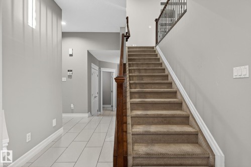 1232 Cunningham Drive, Edmonton, AB - Indoor Photo Showing Other Room