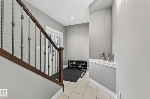 1232 Cunningham Drive, Edmonton, AB - Indoor Photo Showing Other Room