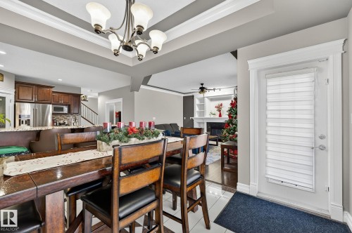 1232 Cunningham Drive, Edmonton, AB - Indoor Photo Showing Dining Room